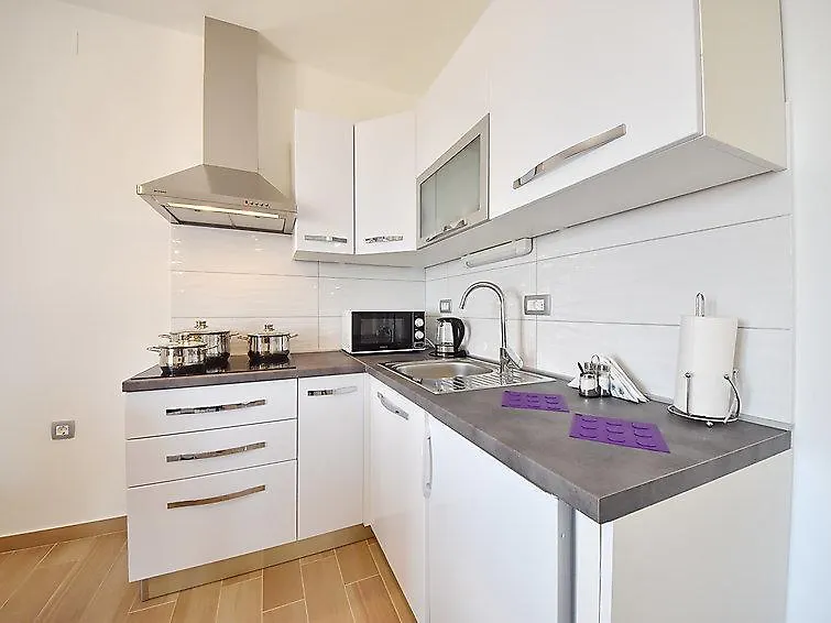 Apartments Garden Residence Opatija 0*,